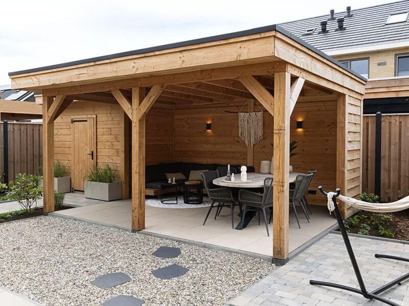 Overkapping in de tuin